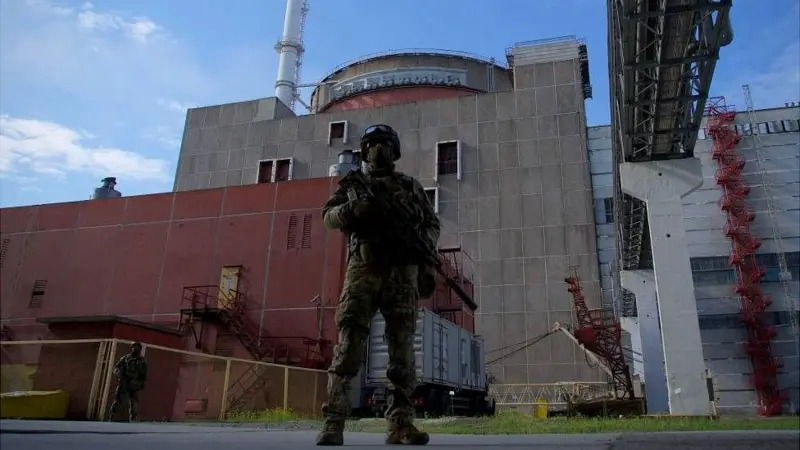 OIEA Descarta Riesgo en la Planta Nuclear de Zaporiyia a Pesar de Explosiones