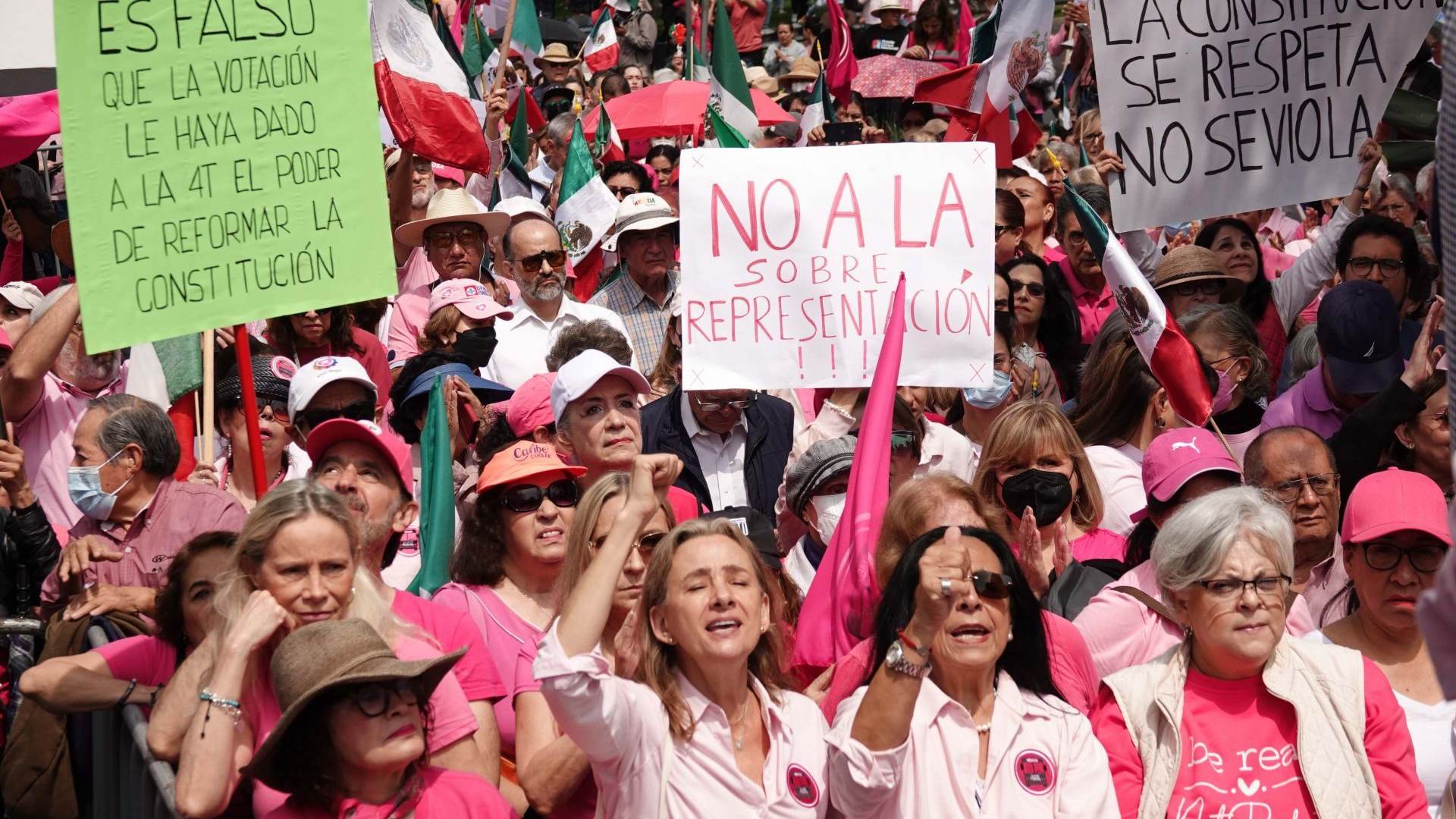 Marea Rosa toma el INE: Acusan a Morena de «robar» la voluntad del pueblo